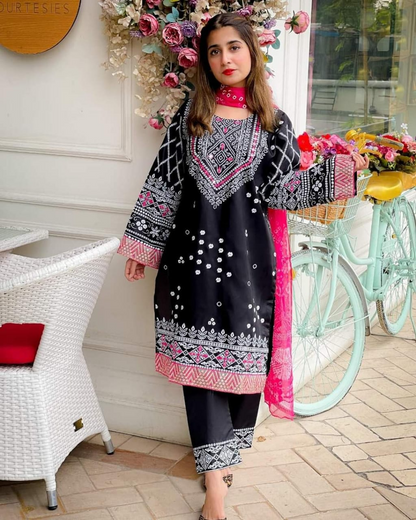 Chunri Silk 3-Piece Embroidered Suit