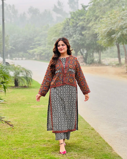 3Pc Printed Lawn Stitched Suit